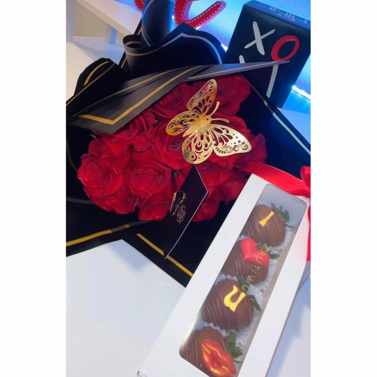 (F-011) Romantic Rose Bouquet & Chocolate Strawberry Box (I Love You)