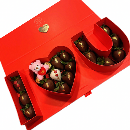 🍓 I ❤️ U Heart Box with Chocolate‑Covered Strawberries — F‑001